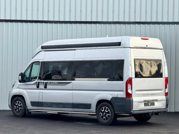 Auto-trail V-Line 610 Sport - Image 5