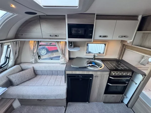 2023 Sprite Alpine 4 Vogue Special Edition - Image 10
