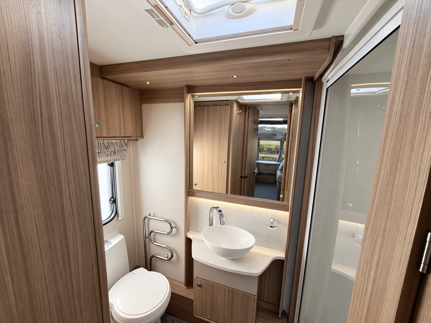 Coachman wanderer 15/2 - 2021 - 2 Berth - tourer - EW - Image 12