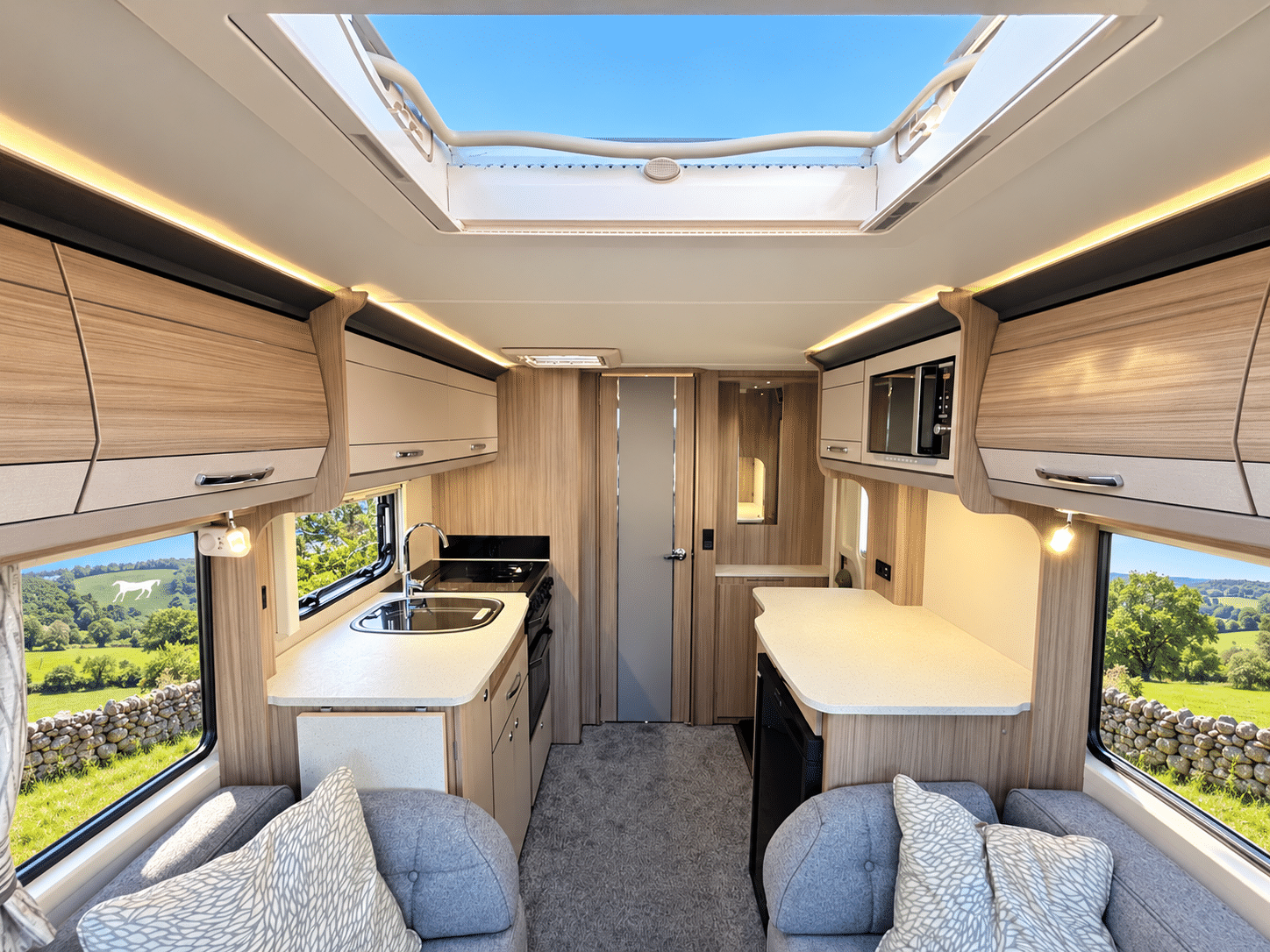 Coachman wanderer 15/2 - 2021 - 2 Berth - tourer - EW - Image 11