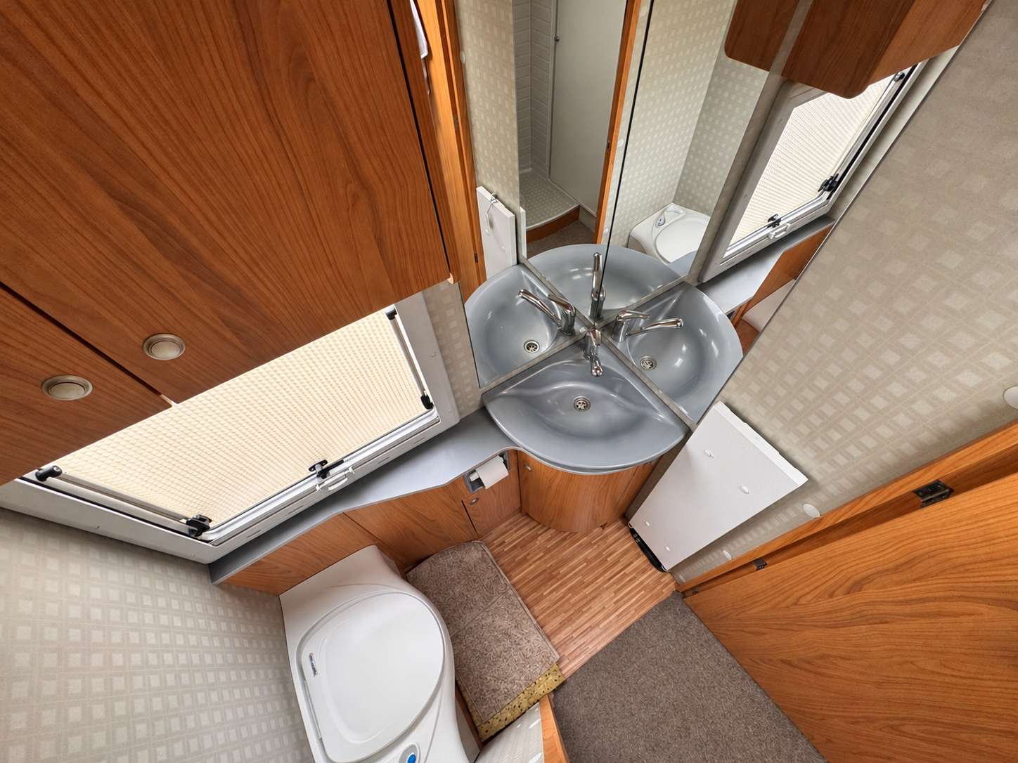 2007 Bürstner Argos 747-2 7-Berth Motorhome - Image 18