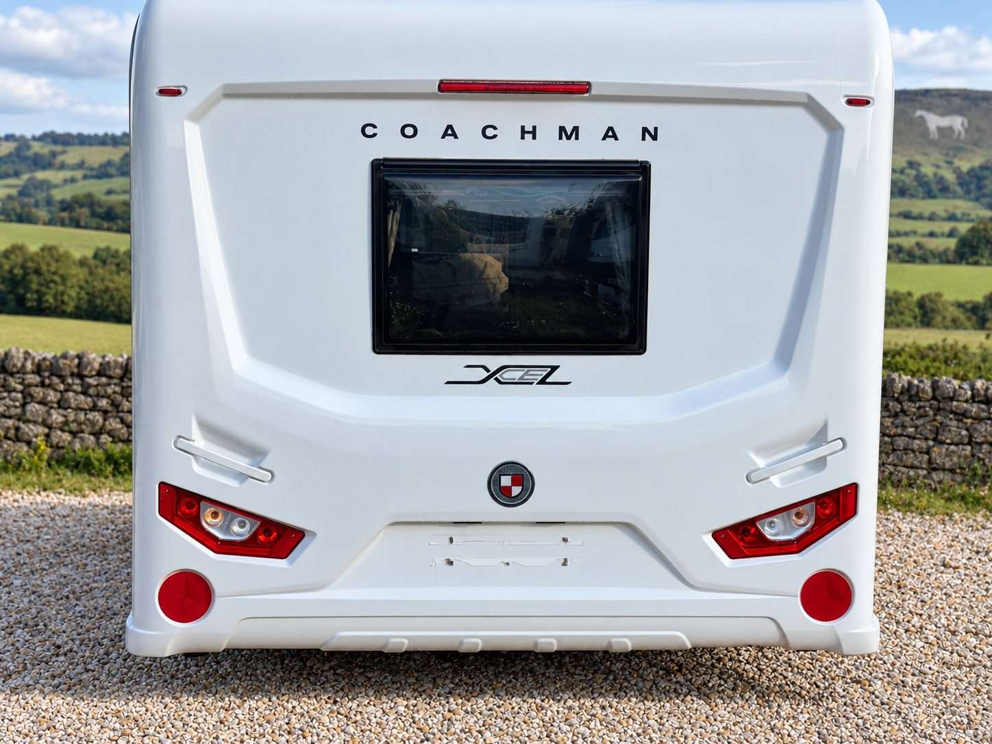 Coachman Laser 855 Xcel - 4 Berth Tourer - 8FT Wide - Image 6